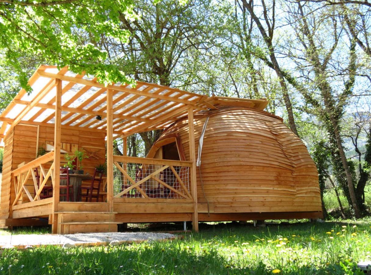 Habitat Createur - Hebergements Insolites Au Camping Municipal "Les Ecureuils" Recoubeau-Jansac Exterior photo